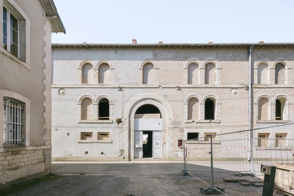 Maison de santé pluridisciplinaire de Saint-Maixent-l'École – réhabilitation bâtiment militaire – Oglo architectes