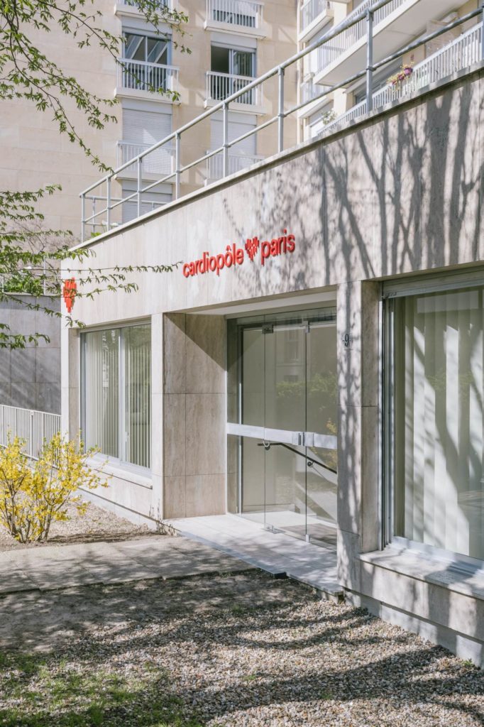 Cabinet de cardiologie Cardiopôle Yvart Paris 15 – salle de réadaptation cardiaque – Oglo architectes